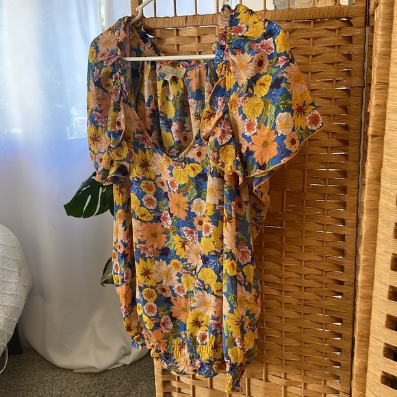 XL Spring blouse - Picture 3 of 3